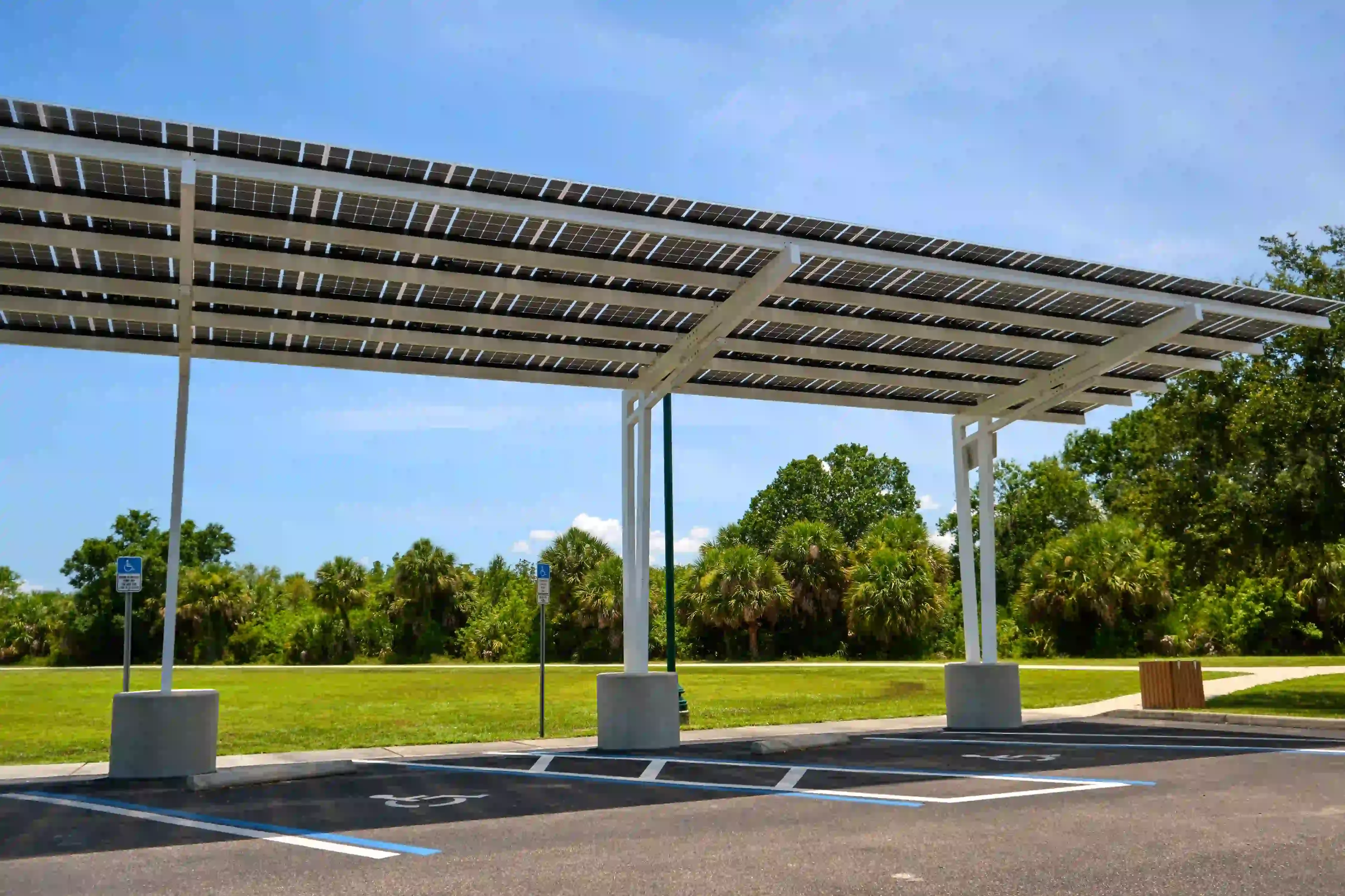 Image installateur carport solaire 4 carport solaire france